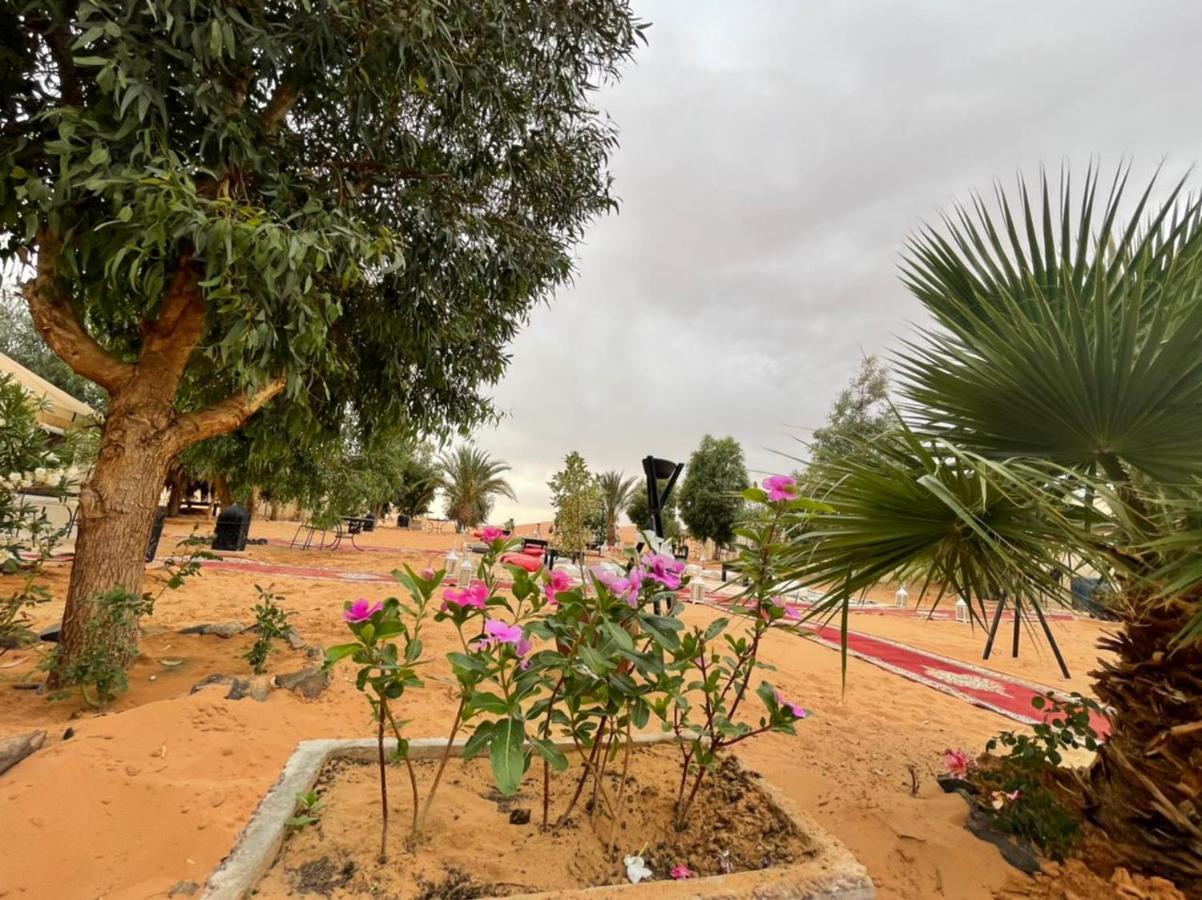 מלון מרזאוגה Erg Chebbi Sahara Camp מראה חיצוני תמונה