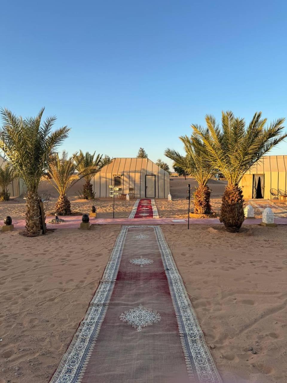 מלון מרזאוגה Erg Chebbi Sahara Camp מראה חיצוני תמונה