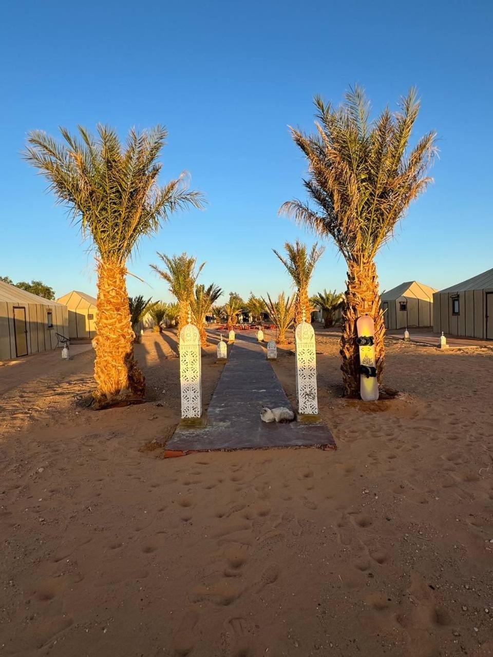 מלון מרזאוגה Erg Chebbi Sahara Camp מראה חיצוני תמונה